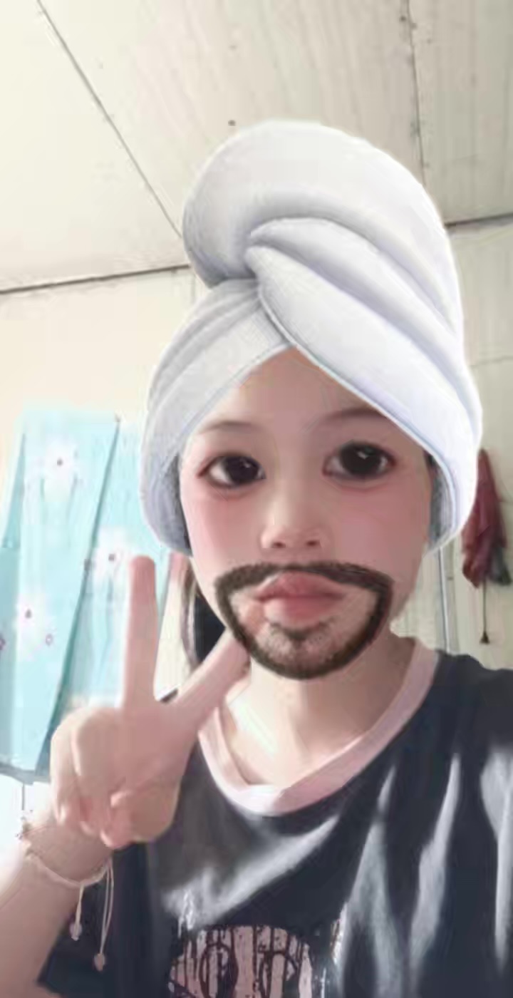 偷偷记录婷婷大王可爱的一天 ♡